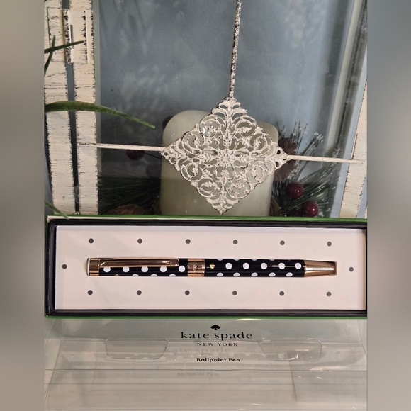 Kate Spade Black and White Polka Dot Pen - Picture 2 of 2